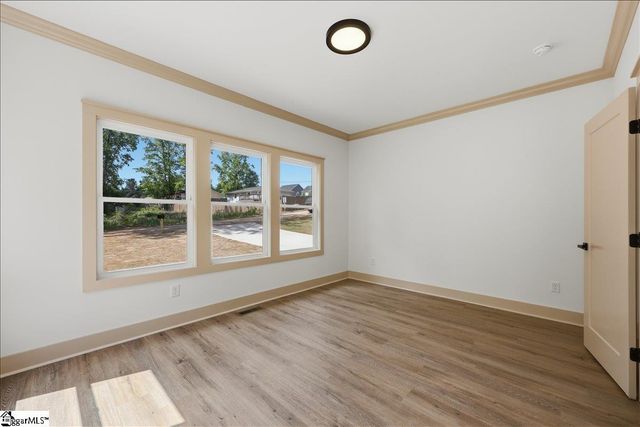 26 Queen Street, Fountain Inn, SC 29644