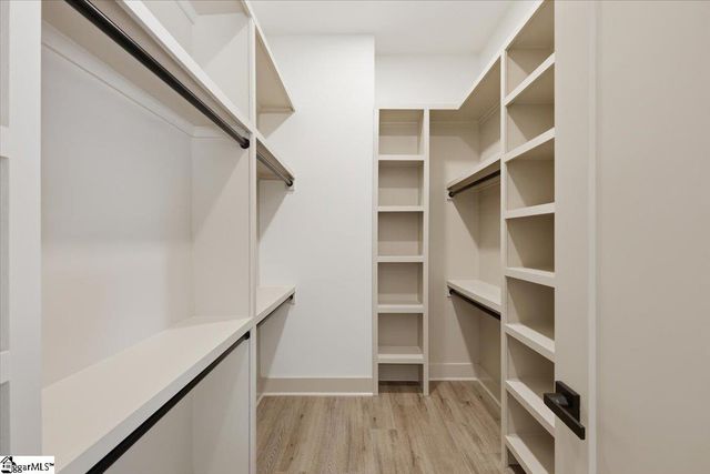 26 Queen Street, Fountain Inn, SC 29644