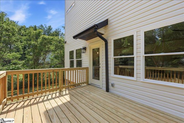 26 Queen Street, Fountain Inn, SC 29644