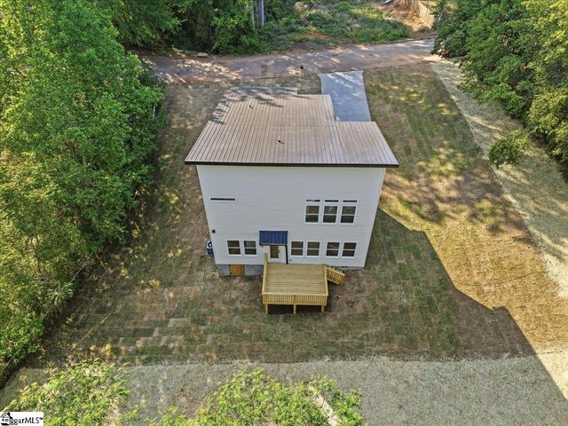 26 Queen Street, Fountain Inn, SC 29644