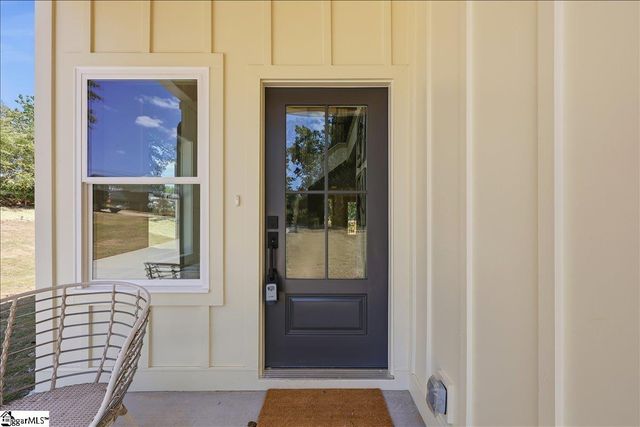 26 Queen Street, Fountain Inn, SC 29644