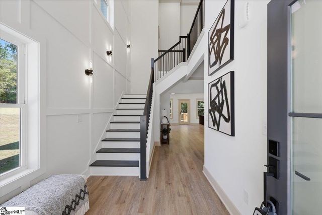 26 Queen Street, Fountain Inn, SC 29644