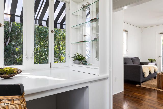 1275 New York Drive, Altadena, CA 91001