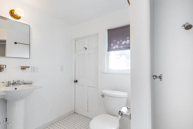 1275 New York Drive, Altadena, CA 91001