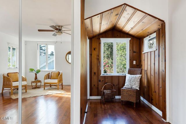 1275 New York Drive, Altadena, CA 91001