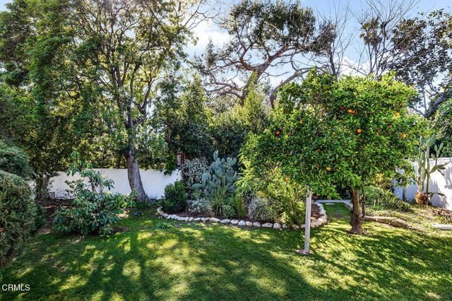 1275 New York Drive, Altadena, CA 91001