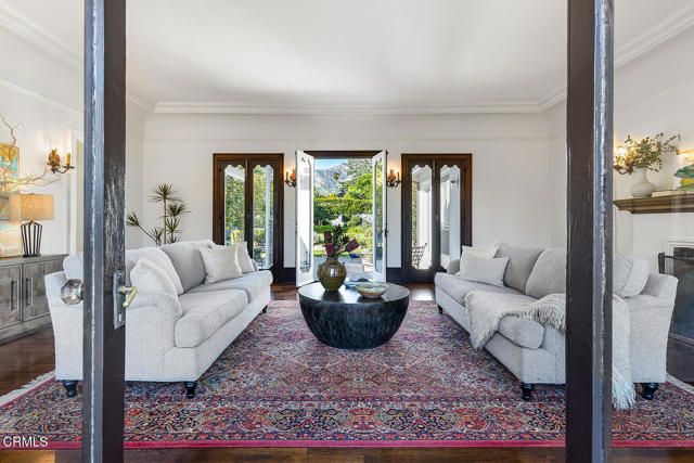 1275 New York Drive, Altadena, CA 91001