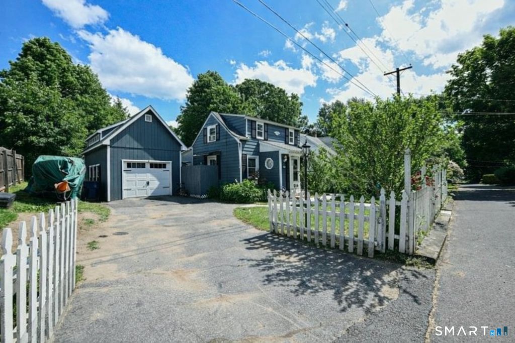 111 Chestnut Grove Road, Watertown, CT 06795