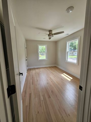 2818 Vaulx Ln, Nashville, TN 37204