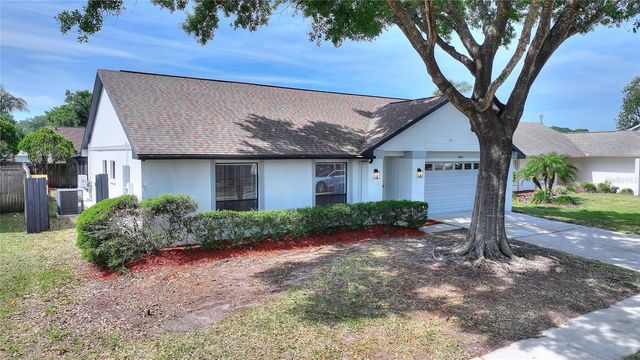 5104 GARDEN VALE AVENUE, Tampa, FL 33624