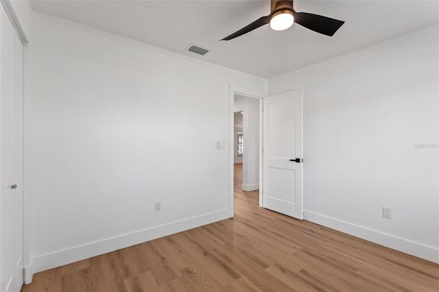 5104 GARDEN VALE AVENUE, Tampa, FL 33624