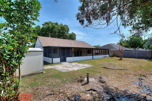 5104 GARDEN VALE AVENUE, Tampa, FL 33624