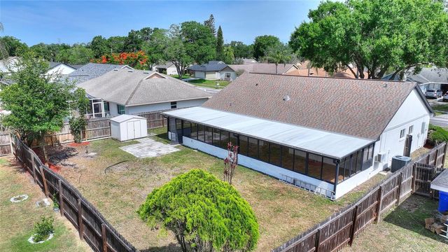 5104 GARDEN VALE AVENUE, Tampa, FL 33624