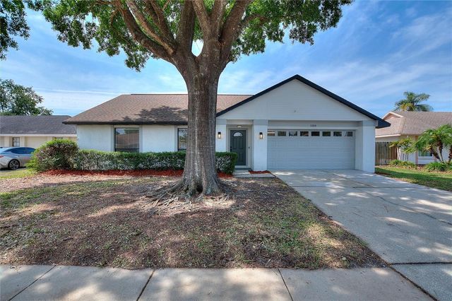 5104 GARDEN VALE AVENUE, Tampa, FL 33624