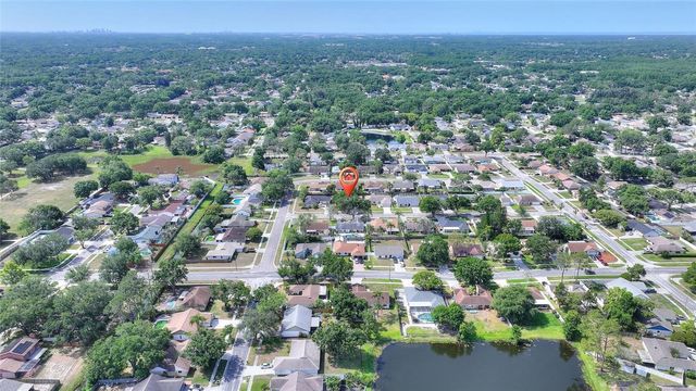 5104 GARDEN VALE AVENUE, Tampa, FL 33624