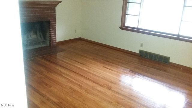 73 S Hartford Avenue, Youngstown, OH 44509