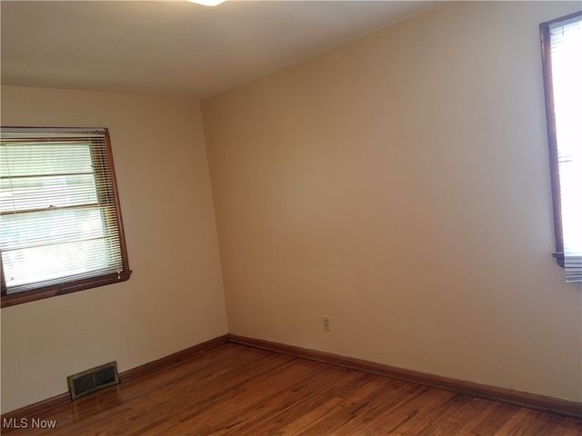 73 S Hartford Avenue, Youngstown, OH 44509