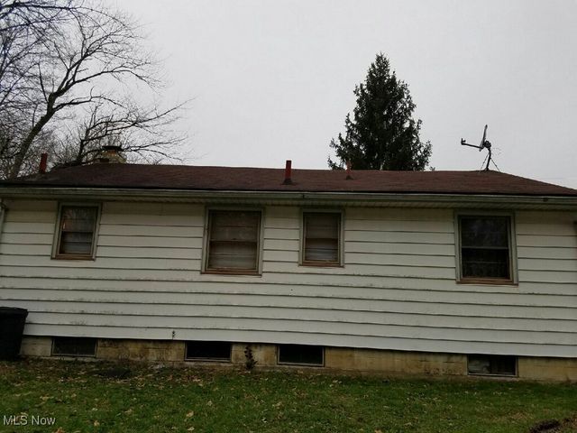 73 S Hartford Avenue, Youngstown, OH 44509