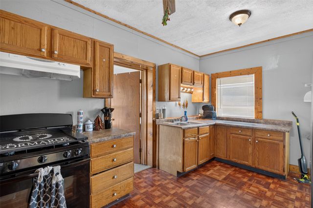 1017 E 13th Street, Des Moines, IA 50316