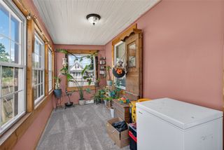 1017 E 13th Street, Des Moines, IA 50316