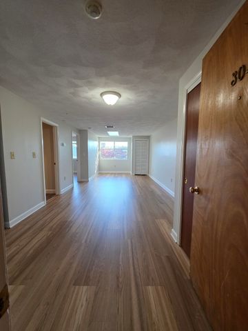 35 Prospect St 304, Woburn, MA 01801