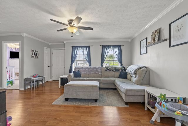 196 Harrods Trace, Harrodsburg, KY 40330