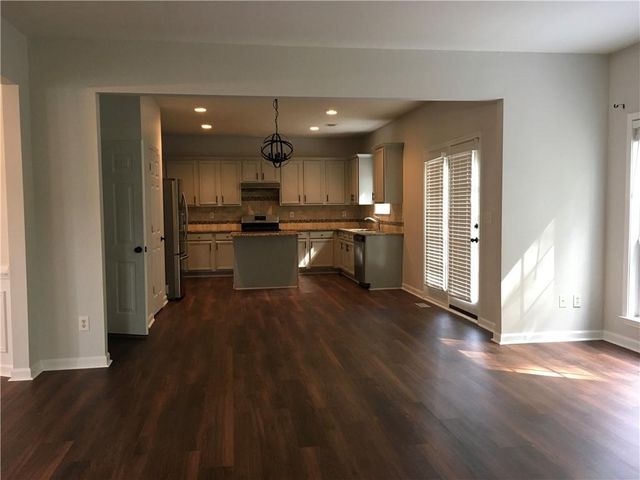 2015 Spring Mist Terrace, Lawrenceville, GA 30043