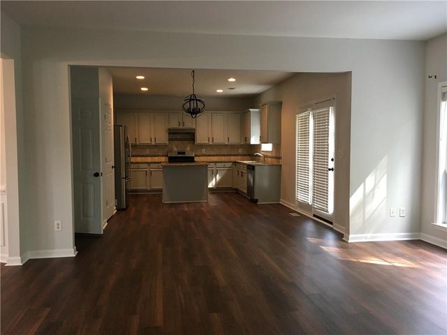 2015 Spring Mist Terrace, Lawrenceville, GA 30043