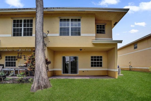 1363 Avon Lane, North Lauderdale, FL 33068