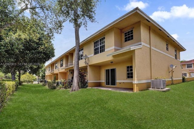 1363 Avon Lane, North Lauderdale, FL 33068