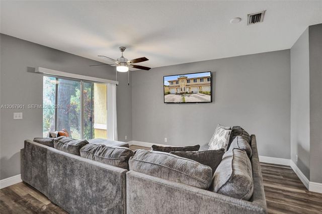 1363 Avon Lane, North Lauderdale, FL 33068