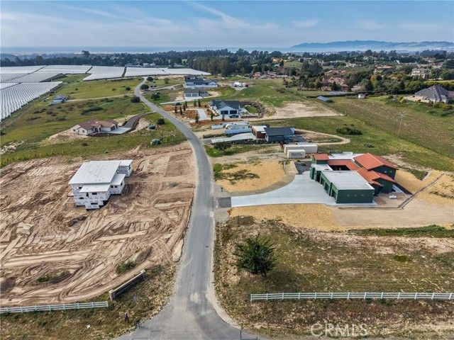 2085 Westhampton Drive, Arroyo Grande, CA 93420