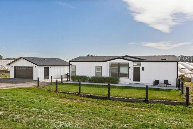 2085 Westhampton Drive, Arroyo Grande, CA 93420