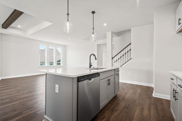 7108 Comstock Rd, Spring Hill, TN 37174