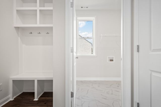 7108 Comstock Rd, Spring Hill, TN 37174