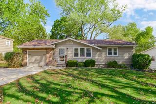 415 Monterey Avenue, Liberty, MO 64068