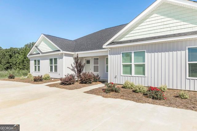 32 APTS 601-605 Ashford Way, Hawkinsville, GA 31036