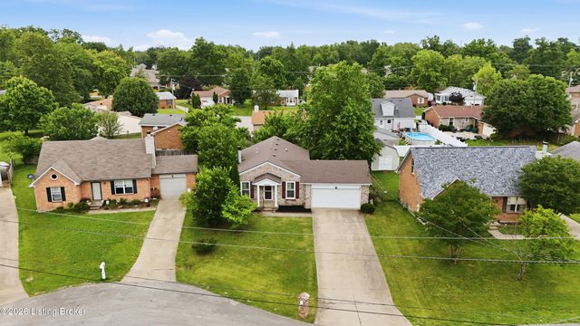 9805 Katie Ct, Louisville, KY 40291