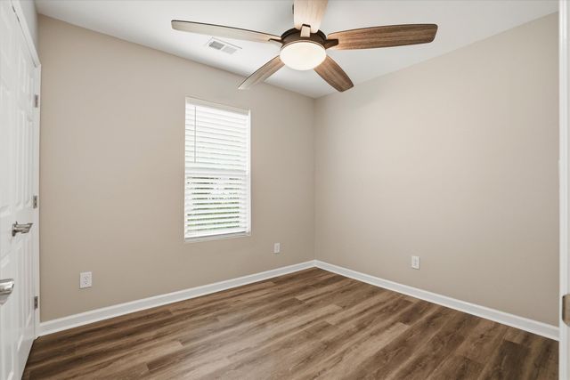 2711 Saratoga Road, North Charleston, SC 29405