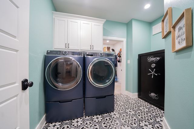 24341 Stallion Park, Lindale, TX 75771