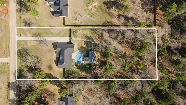 24341 Stallion Park, Lindale, TX 75771