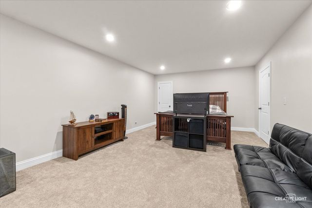 5643 Schmidt Lane, Yorkville, IL 60560