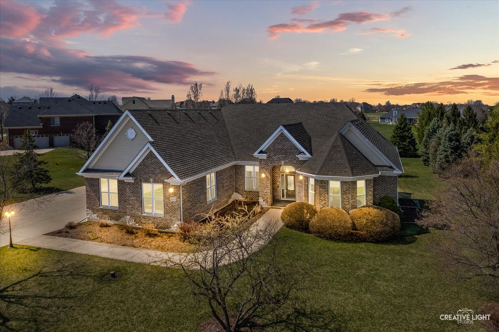 5643 Schmidt Lane, Yorkville, IL 60560