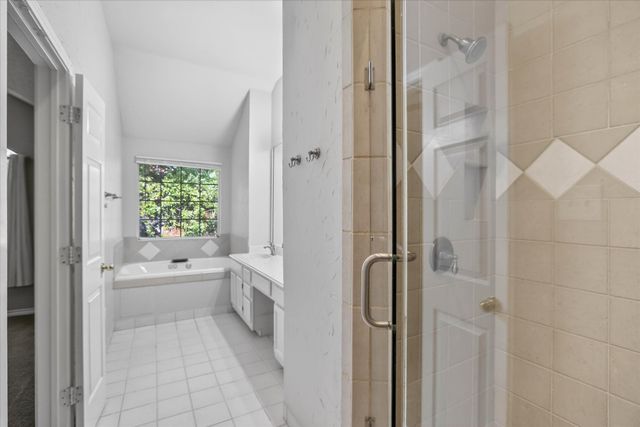 6114 Pinwood Circle, Arlington, TX 76001