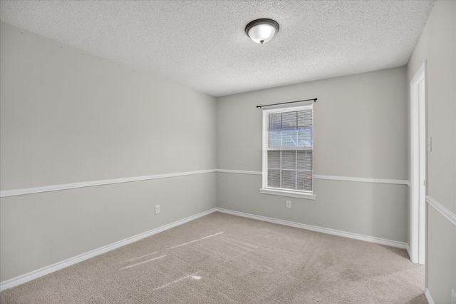 6114 Pinwood Circle, Arlington, TX 76001