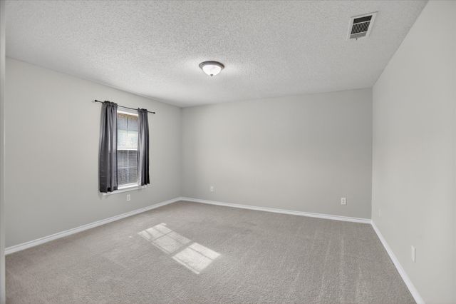 6114 Pinwood Circle, Arlington, TX 76001