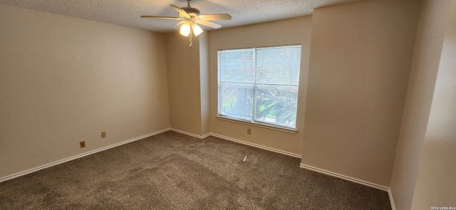 15902 Walnut Creek, San Antonio, TX 78247