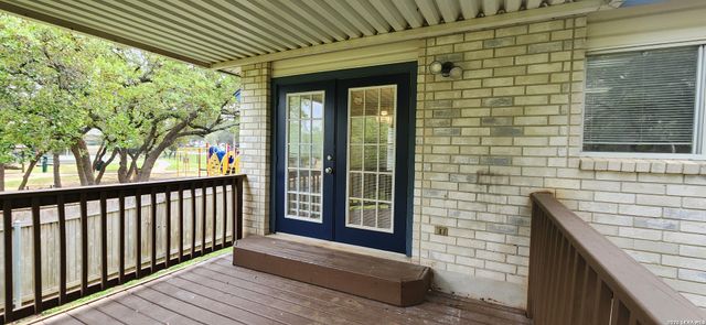 15902 Walnut Creek, San Antonio, TX 78247