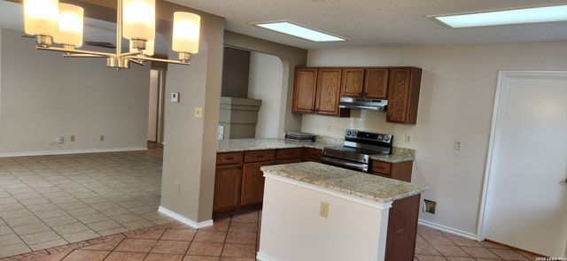 15902 Walnut Creek, San Antonio, TX 78247