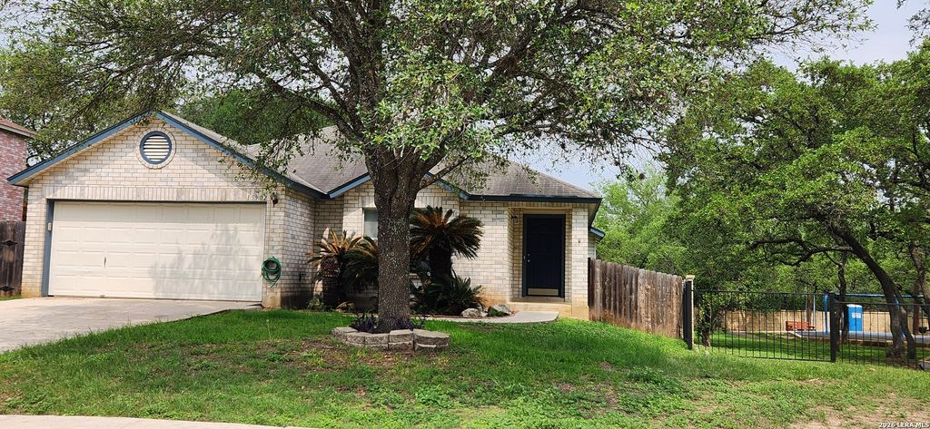 15902 Walnut Creek, San Antonio, TX 78247
